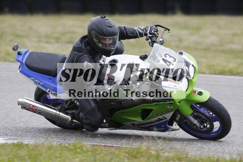 /Archiv-2024/13 22.04.2024 Plüss Moto Sport ADR/Freies Fahren/43